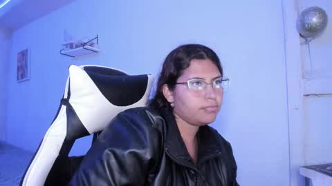  Lady  online show from 09.11.25