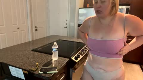 ladycooks23 online show from 10.09.25