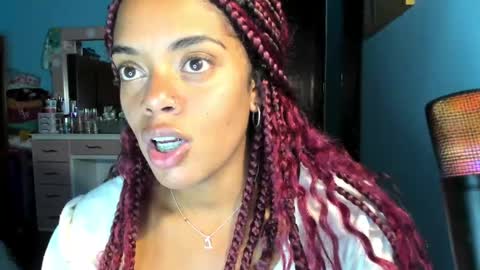 Snapshot of ladydanniela chatting on 12.02.24 leidy daniela online show from 12.02.24