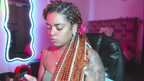 Snapshot of ladydanniela chatting on 02.11.26 leidy daniela online show from 02.11.26