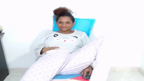 Snapshot of ladyhidden_ chatting on 02.03.26 lady online show from 02.03.26