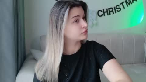 ladylancaster online show from 12.14.25