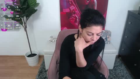 Lia online show from 04.05.26