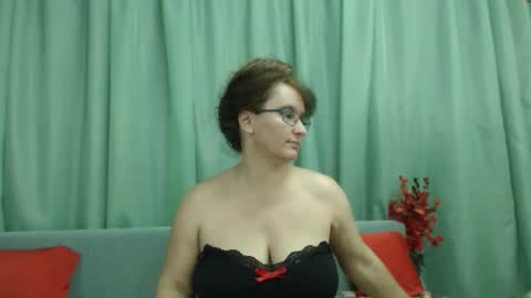 Nicole.... online show from 12.07.24