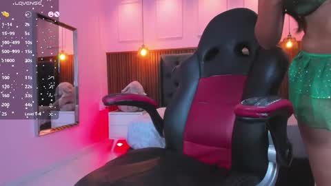 LADY  online show from 11.11.25