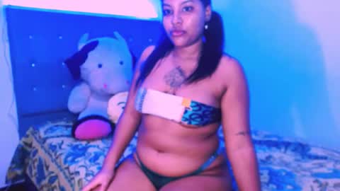 Snapshot of ladypussy69779756 chatting on 02.03.26 laura online show from 02.03.26