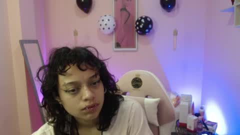 Snapshot of ladywawy_ chatting on 10.06.25 Ladywawy online show from 10.06.25
