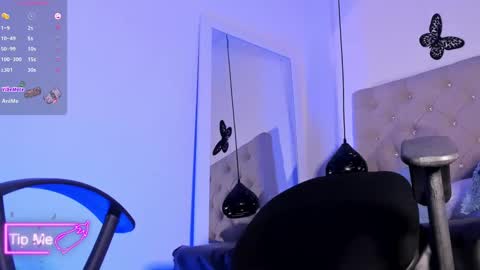 lahiam_smiiith online show from 02.15.25