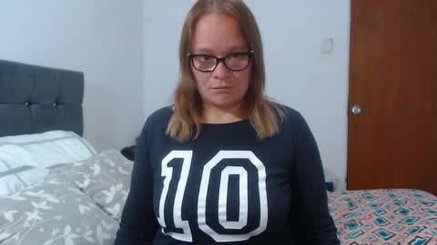  paola and a guest lol    online show from 03.13.26