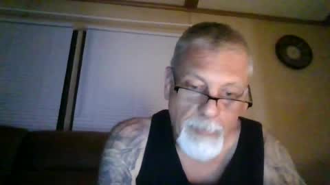 Snapshot of laidbackluxury chatting on 06.08.26 laidbackluxury online show from 06.08.26
