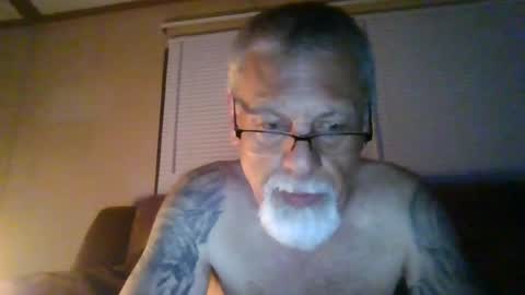 Snapshot of laidbackluxury chatting on 06.15.26 laidbackluxury online show from 06.15.26