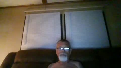 Snapshot of laidbackluxury chatting on 06.18.26 laidbackluxury online show from 06.18.26