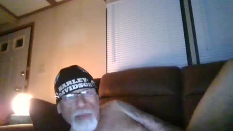 Snapshot of laidbackluxury chatting on 06.20.26 laidbackluxury online show from 06.20.26