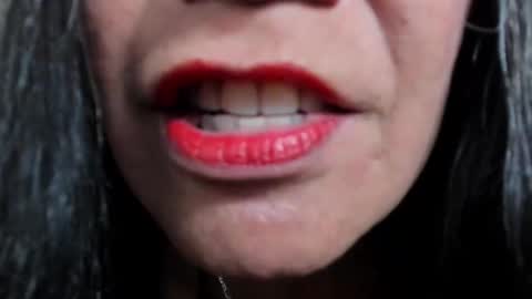 Lailacastillo online show from 09.25.25