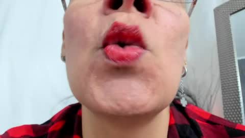 Lailacastillo online show from 06.02.26