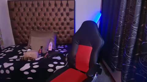 Camila online show from 03.25.26