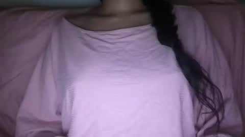 Laila Yousef online show from 01.04.25