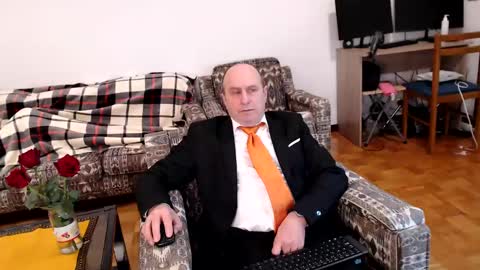 Snapshot of lajose52 chatting on 01.18.25 lajose52 online show from 01.18.25