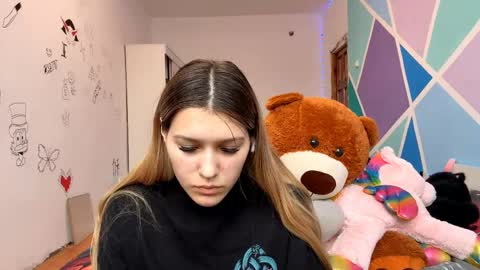 Sophie online show from 04.12.26