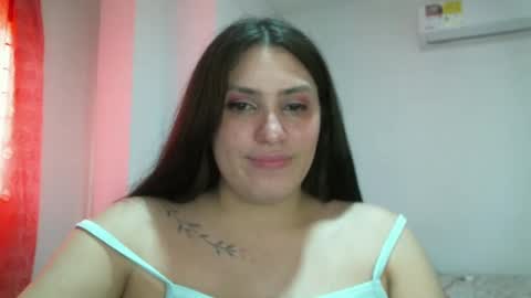 laura gomez online show from 12.04.24