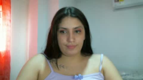 laura gomez online show from 12.12.24