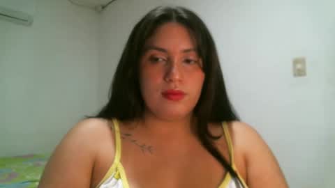 laura gomez online show from 02.04.25