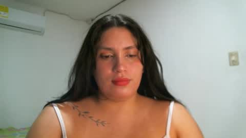 laura gomez online show from 02.11.25