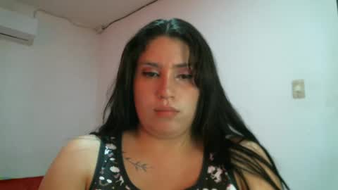 laura gomez online show from 02.14.25