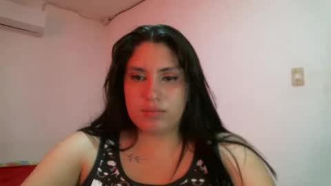 laura gomez online show from 02.14.25