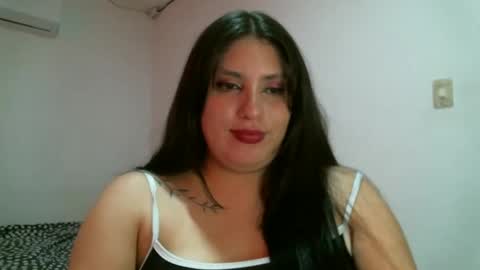laura gomez online show from 02.24.25
