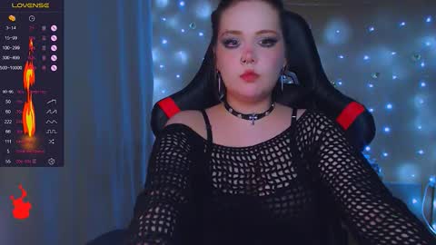 Snapshot of lala_loulou chatting on 02.10.26 Nicky online show from 02.10.26