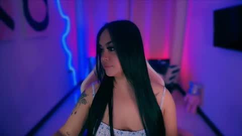 Snapshot of lalablack1_ chatting on 10.15.25 lalablack1_ online show from 10.15.25