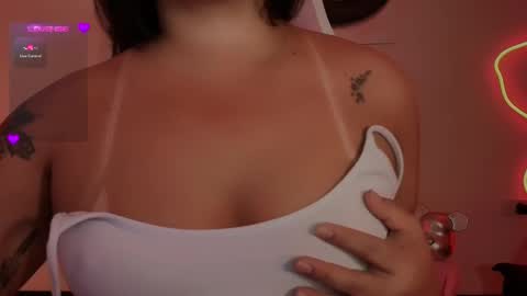 Snapshot of lalablack1_ chatting on 10.30.25 lalablack1_ online show from 10.30.25