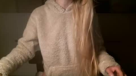 lalenka online show from 11.29.25