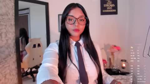 Snapshot of lali_fierce chatting on 11.13.25 Lali online show from 11.13.25