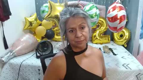 Snapshot of lalisha_96 chatting on 12.20.25 lalisha online show from 12.20.25