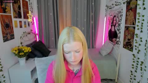 Laly online show from 10.18.25