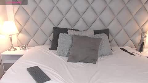 Laly Castro online show from 02.28.25