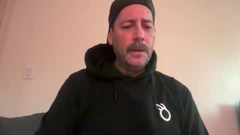 Snapshot of lampin1 chatting on 12.15.25 lampin1 online show from 12.15.25