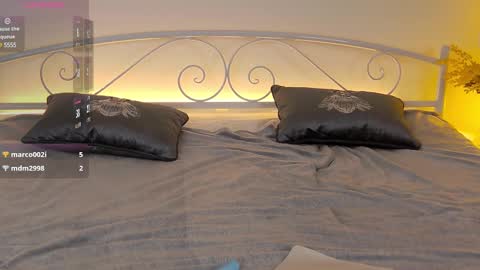 Liana online show from 02.26.25