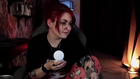 just call me Lana  and her security online show from 03.10.26