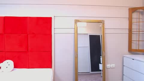 LanaBanner online show from 09.30.25