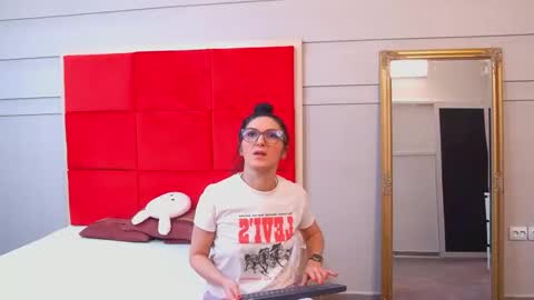 LanaBanner online show from 10.01.25