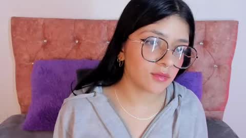 ... .          . ... online show from 03.05.25