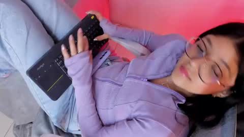 ... .          . ... online show from 03.07.25