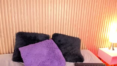 ... .          . ... online show from 09.11.25