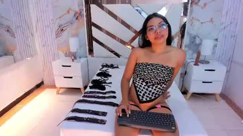 Snapshot of lana_hard_as chatting on 06.12.26 lana_hard_as online show from 06.12.26