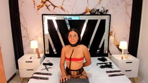 Snapshot of lana_hard_as chatting on 06.19.26 lana_hard_as online show from 06.19.26