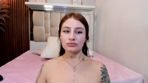 Lana     igauroraaaaaaaaa 1 online show from 01.18.25