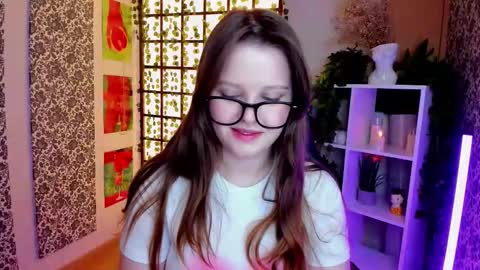 Snapshot of lana_moon__ chatting on 12.03.25 Lana online show from 12.03.25